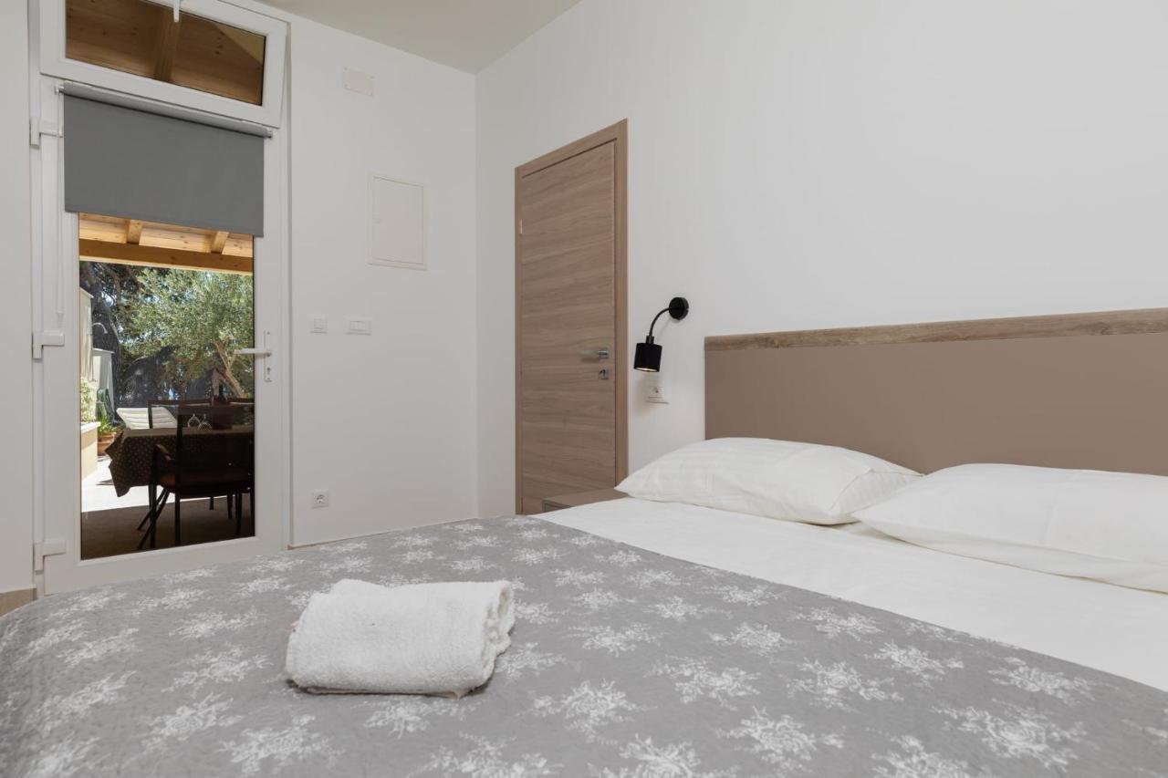 Apartments Beach Dream Mimice Exterior foto