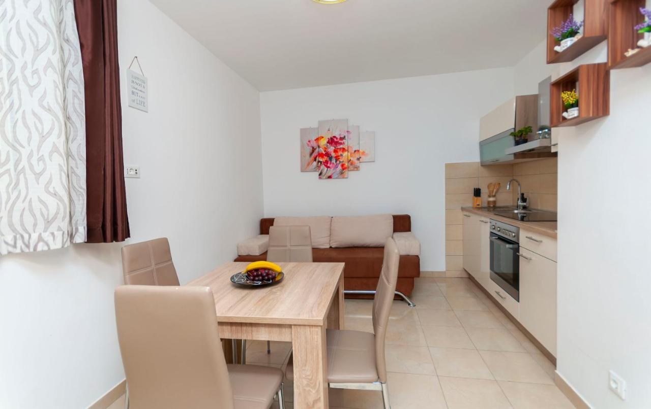 Apartments Beach Dream Mimice Exterior foto