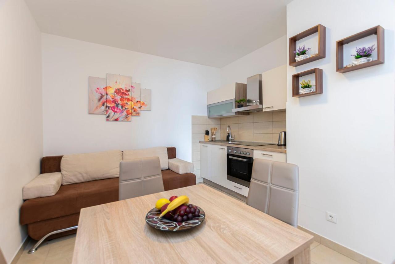 Apartments Beach Dream Mimice Exterior foto
